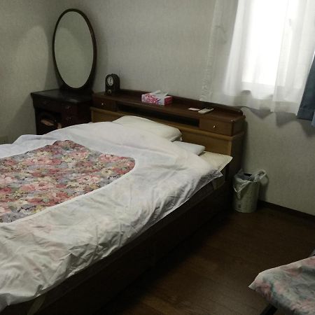 Guesthouse Cosmo Tokushima Exterior photo