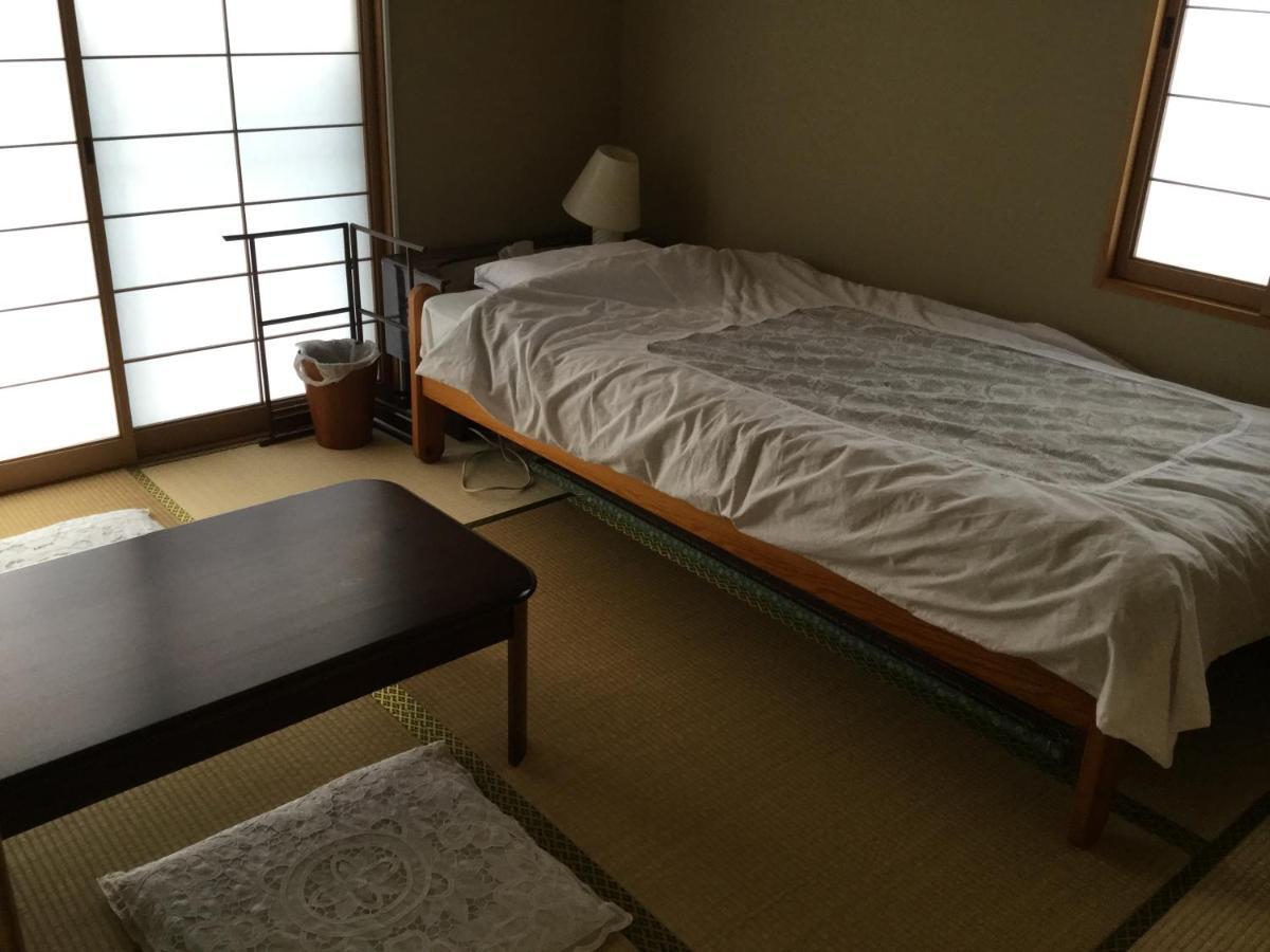 Guesthouse Cosmo Tokushima Exterior photo